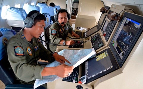 Không quân Indonesia tham gia tìm kiếm máy bay mất tích QZ8501