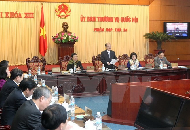 Chủ tịch Quốc hội Nguyễn Sinh Hùng chủ trì và phát biểu khai mạc Phiên họp thứ 34 của Ủy ban Thường vụ Quốc hội. (Ảnh: Nhan Sáng/TTXVN)
