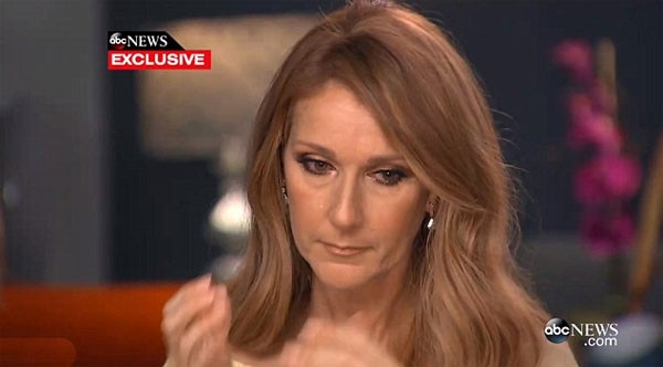 Celine Dion khóc nức nở trong cuộc phỏng vấn.
