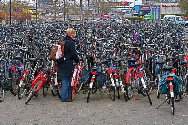 “Phép màu” khiến xe đạp đông hơn dân số ở Hà Lan