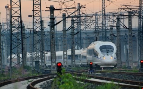 Trung Quốc xây tuyến đường sắt dài nhất thế giới