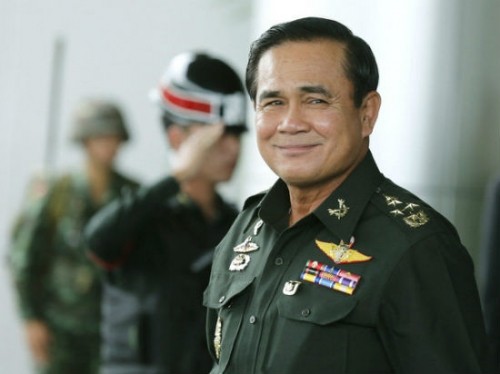 Đằng sau lý do Thủ tướng Thái Lan muốn gặp mỹ nam của Hậu duệ mặt trời