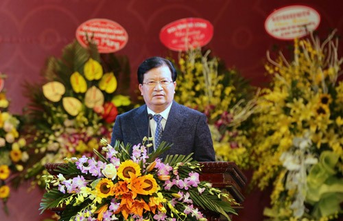 Phó Thủ tướng Trịnh Đình Dũng phát biểu tại buổi lễ. Ảnh: VGP/Xuân Tuyến