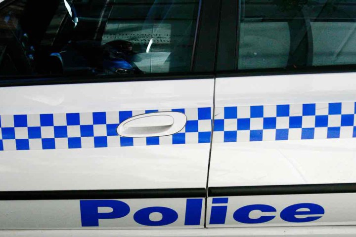 Bé trai 12 tuổi bị bắt khi đang một mình lái xe xuyên Úc