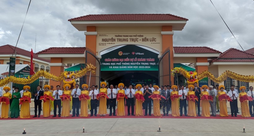 Khánh thành ngôi trường THPT ở Long An mang tên Anh hùng Nguyễn Trung Trực  ảnh 1