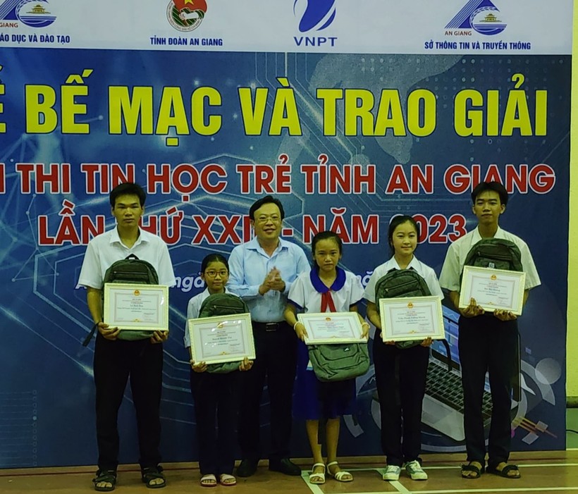 Tổng kết trao giải Hội thi Tin học trẻ tỉnh An Giang lần thứ 23  ảnh 1