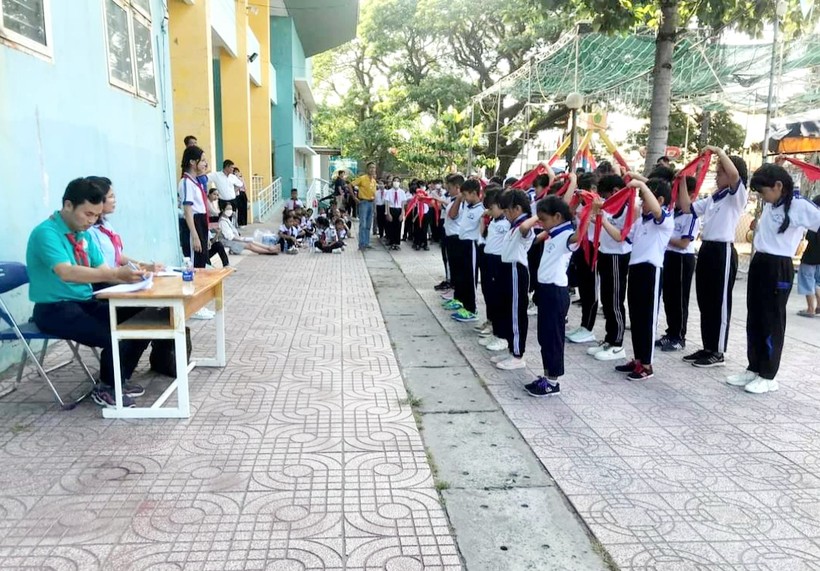 Hơn 500 học sinh An Giang tham gia Hội thi nghi thức Đội ảnh 2