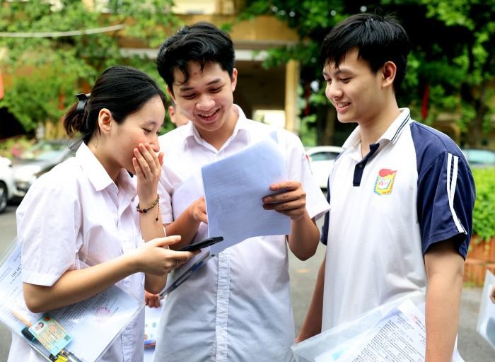 Thí sinh tại Phú Thọ tự tin bước vào môn thi cuối