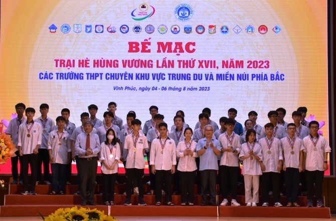 Vĩnh Phúc dẫn đầu thi học sinh giỏi tại Trại hè Hùng Vương 2023 ảnh 1