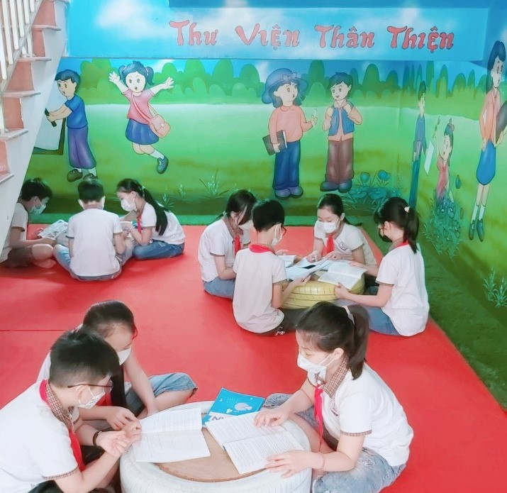 Góc thư viện trường Tiểu học thị trấn Yên Lạc. ảnh 4
