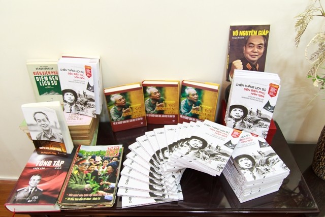 Sách mới về Chiến thắng Điện Biên Phủ 