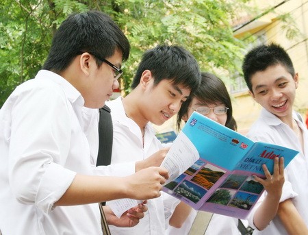 Tuyên Quang tự tin trước kỳ thi THPT quốc gia với “cẩm nang” ôn tập