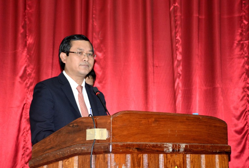 Thứ trưởng Bộ GD&ĐT  Nguyễn Văn Phúc phát biểu tại diễn đàn.