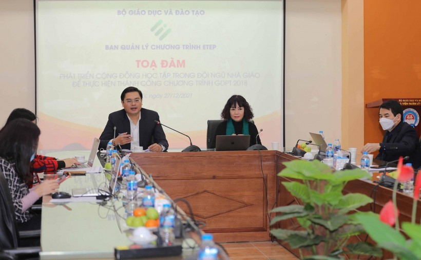 TS Đặng Văn Huấn, Phó Giám đốc Ban Quản lý Chương trình ETEP phát biểu tại tọa đàm.
