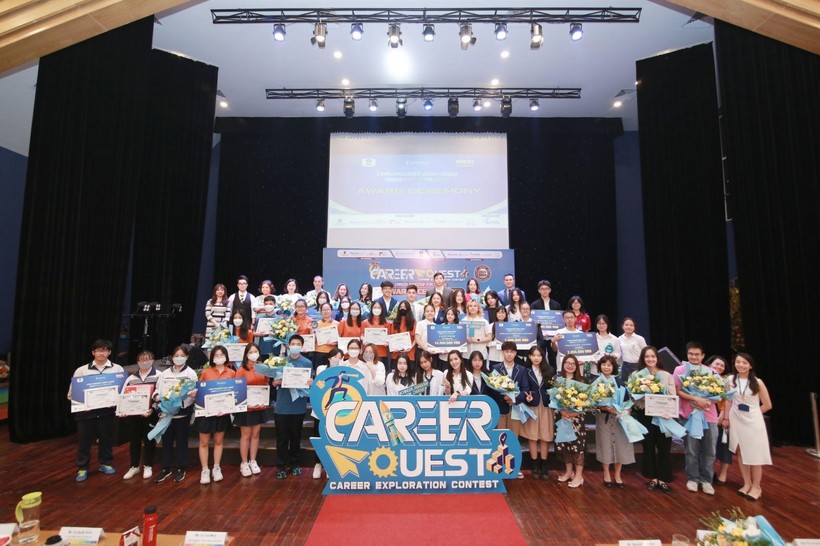 Lễ trao giải CareerQUEST 2021-2022 được tổ chức tại trường Phổ thông Song ngữ Liên cấp Wellspring.