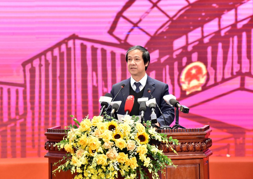 Bộ trưởng Bộ GD&ĐT Nguyễn Kim Sơn phát biểu tại hội thảo