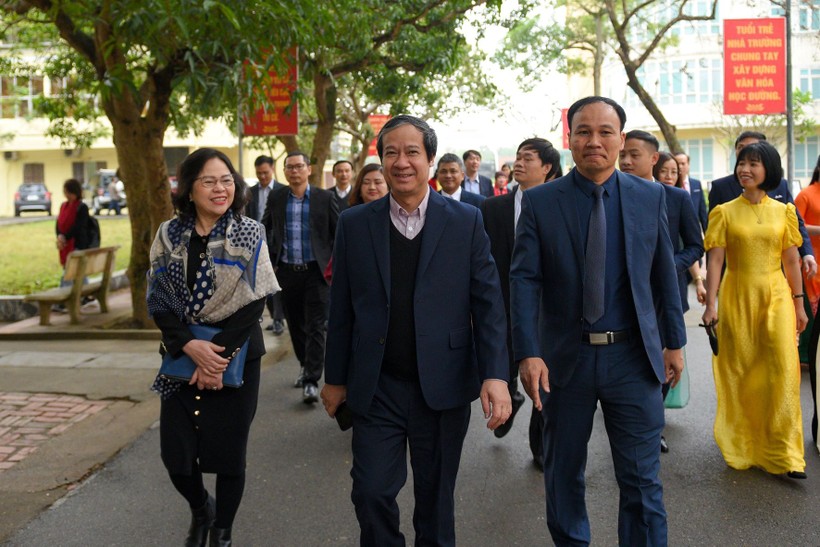 Bộ trưởng Nguyễn Kim Sơn thăm, làm việc với Trường Hữu nghị T78 và T80  ảnh 1