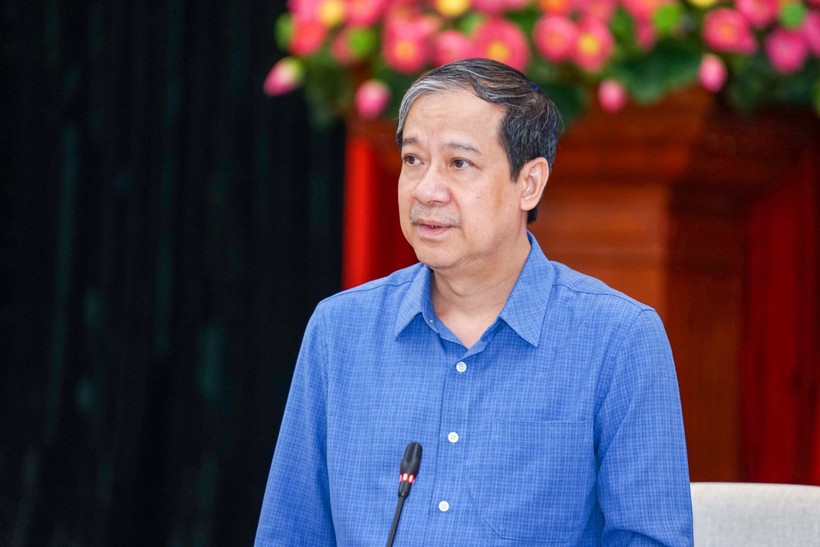 Bộ trưởng Nguyễn Kim Sơn phát biểu tại cuộc họp. ảnh 1