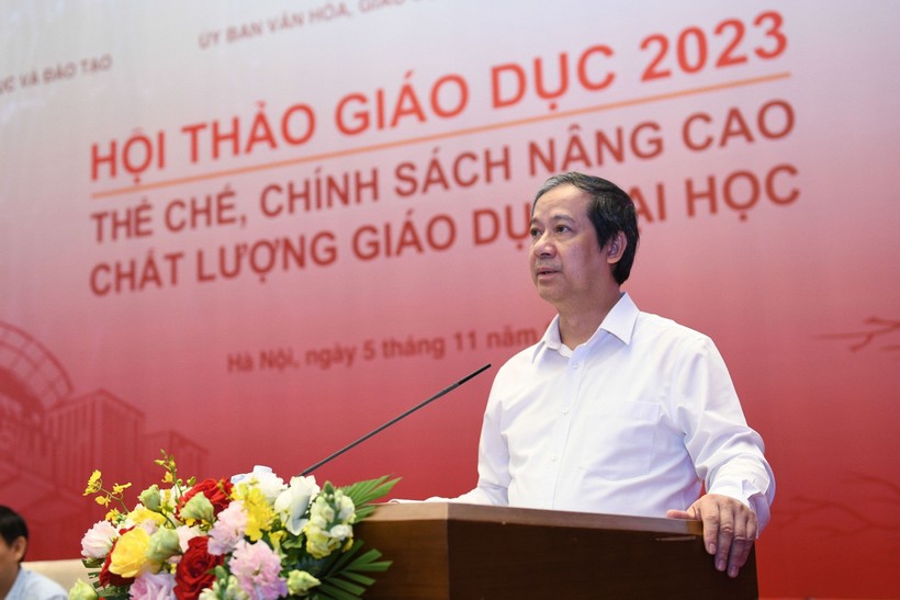 Bộ trưởng Nguyễn Kim Sơn đặt vấn đề phải làm thế nào để các trường đại học phát triển bứt phá.