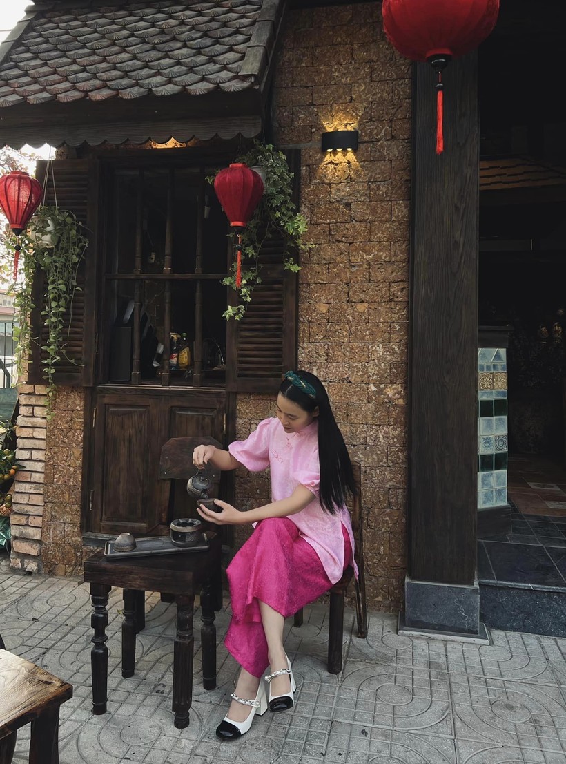 Tổng hợp những quán cà phê đẹp 'nổi đình nổi đám' tại Hà Nội ảnh 3