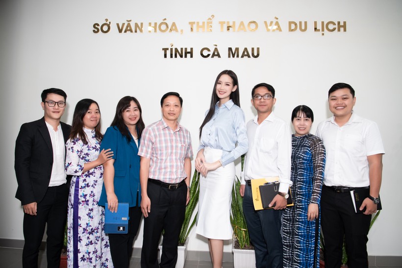 Hoa hậu Bảo Ngọc truyền cảm hứng mạnh mẽ đến thanh niên Cà Mau 