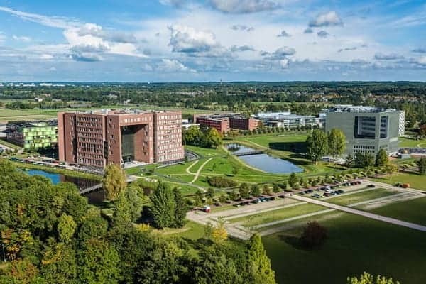 Trường Đại học Wageningen thuộc khối trường Đại học Wageningen và các sở nghiên cứu nông nghiệp (WUR). ảnh 1