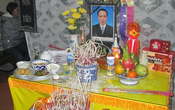 Di ảnh nạn nhân Nguyễn Anh Tuấn - Tài xế taxi Vạn Xuân bị cướp sát hại rồi cướp tài sản