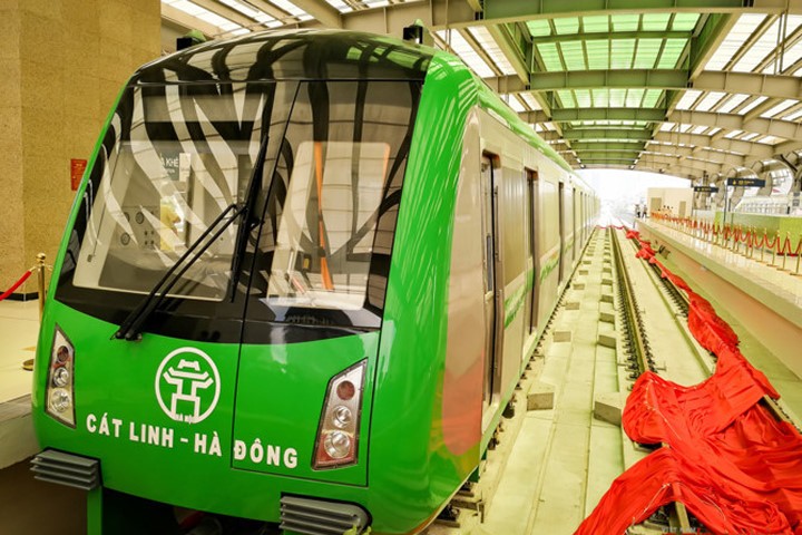 Thăm Metro đầu tiên của Hà Nội tại nhà ga mẫu La Khê - Hà Đông