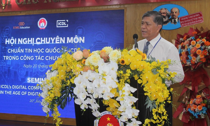 Ông Nguyễn Văn Hiếu phát biểu tại hội nghị.