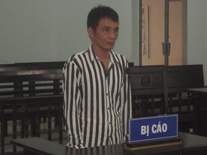Bị cáo Lê Song Anh tại tòa.       