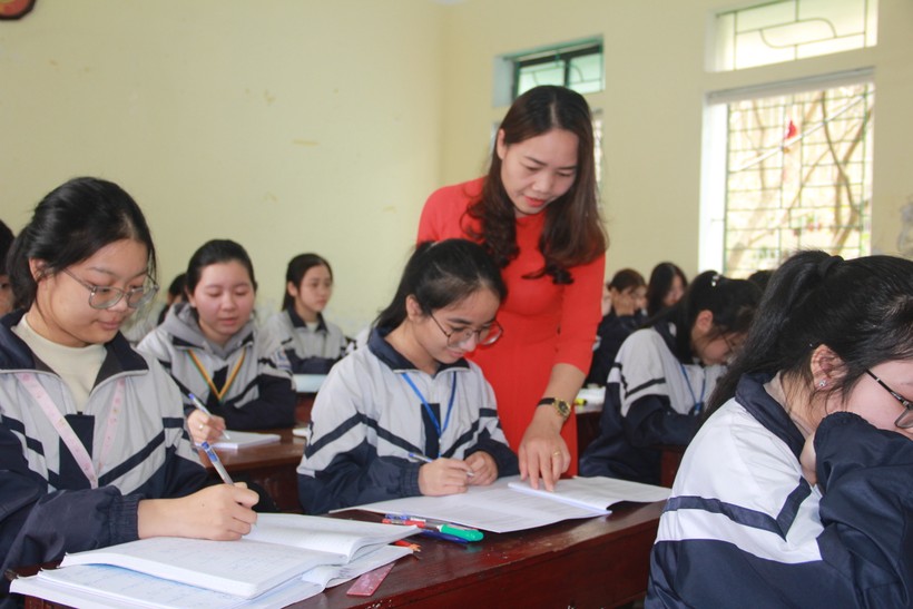Hà Tĩnh tổ chức thi thử tốt nghiệp THPT cho học sinh lớp 12 ảnh 1