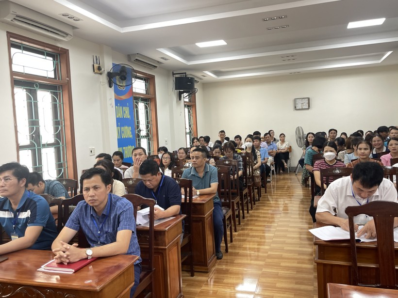 Gần 17.000 thí sinh Hà Tĩnh làm thủ tục dự thi lớp 10 ảnh 4