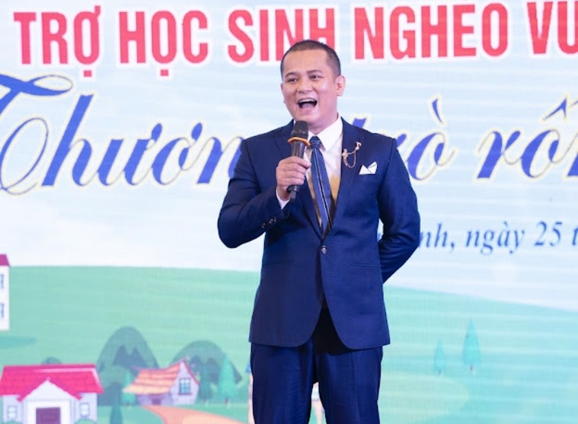 Chương trình có sự góp mặt của MC Phan Phúc Thắng - Quán quân của chương trình Speakers Got Talent 2013; Top 3 Cười Xuyên Việt năm 2015; Top 10 cuộc thi Người dẫn chương trình năm 2015. ảnh 4