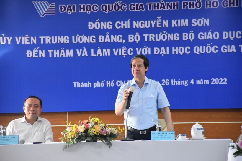 Bộ trưởng Bộ GD&ĐT Nguyễn Kim Sơn chia sẻ tại buổi làm việc với Ban giám đốc ĐHQG TP.HCM 