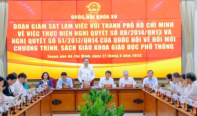 Ông Trần Thanh Mẫn, Ủy viên Bộ Chính trị, Phó Chủ tịch Thường trực Quốc hội phát biểu tại buổi làm việc. 