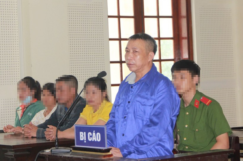 Bị cáo Nguyễn Văn Hà tại phiên tòa hôm nay. Ảnh: Trần Vũ.