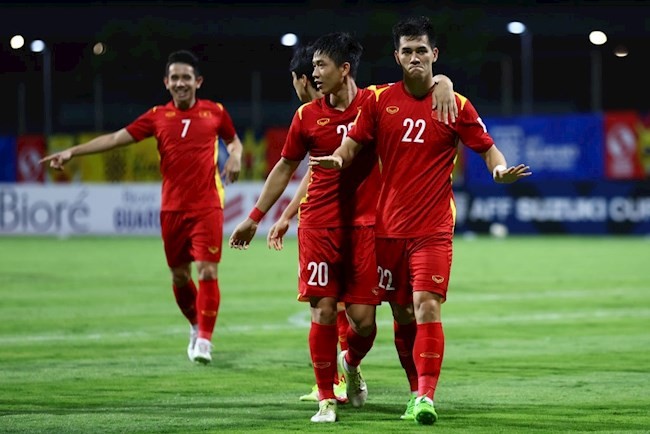 Tuyển Việt Nam có chiến thắng ấn tượng trước Campuchia nhưng vẫn về nhì ở bảng B.
