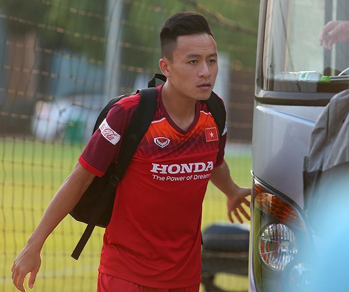 Tiền vệ Võ Huy Toàn tiếp tục nghỉ thi đấu dài hạn vì chấn thương.