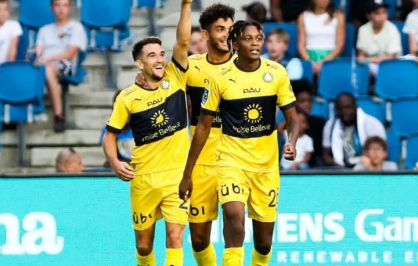 Pau FC tạm thoát khỏi vị trí cuối bảng xếp hạng sau chiến thắng ở vòng đấu thứ 8.