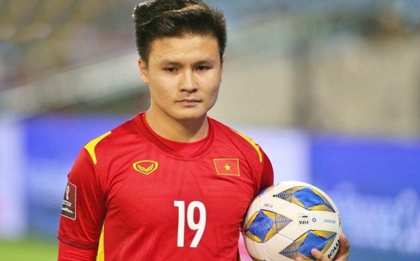 Quang Hải gặp bất lợi ở cuộc đua giải thưởng Quả bóng vàng 2022.