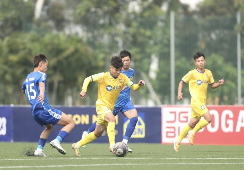 U17 Sông Lam Nghệ An là một trong các đội có vé vào Tứ kết Giải U17 Quốc gia 2023.