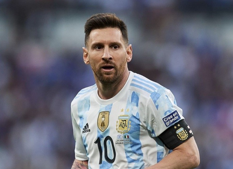 Messi nhận lương 220 triệu euro nếu sang Ả Rập Xê-út chơi bóng.