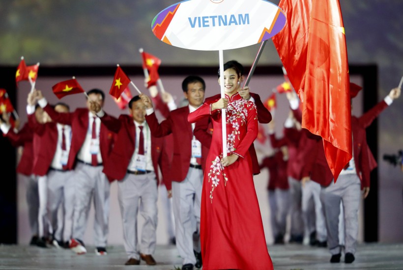 Việt Nam tham dự SEA Games 32 với 1.003 thành viên.