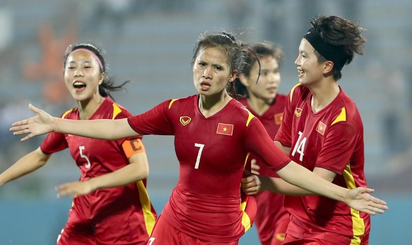 U20 Việt Nam đá vòng loại 2 giải U20 nữ châu Á 2024 tại Phú Thọ.