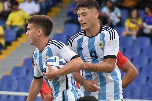 Chủ nhà Argentina là một trong 7 đội bóng đầu tiên ghi vào vòng knock-out U20 World Cup.