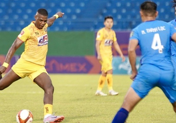 Thanh Hóa FC bất ngờ để Bình Dương cầm hòa ở vòng 10 V.League.