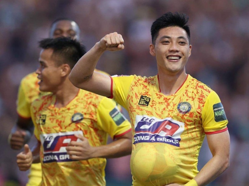 Thanh Hóa thua muối mặt Công an Hà Nội vòng 11 V.League.