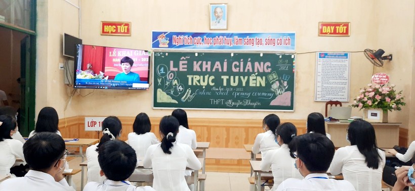 Nhiều trường tại Nam Định vẫn tổ chức dạy học trực tuyến nên cần xây dựng kho bài giảng số. Ảnh: N.Nguyên.