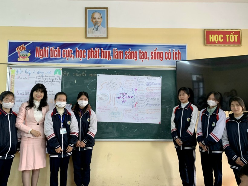 Cô giáo Nam Định có nhiều sáng kiến giảng dạy và bảo vệ môi trường ảnh 1