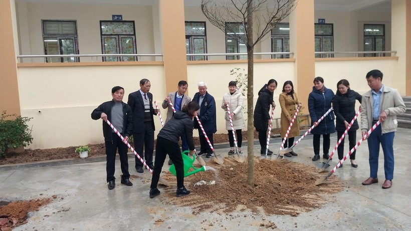 Nhiều trường học Ba Vì (Hà Nội) tổ chức Tết trồng cây  ảnh 1